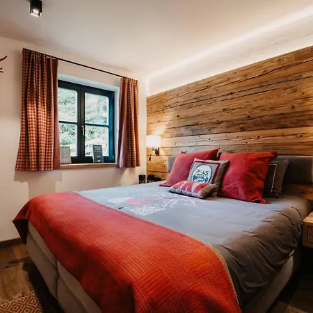 Beautiful Chalet In Hofmark With, Pool & Terrace - What'app - 0034-635-520-036 - For Reservations! *