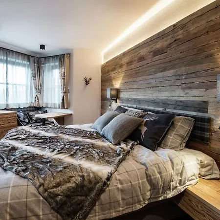 Beautiful Chalet In Hofmark With, Pool & Terrace - What'app - 0034-635-520-036 - For Reservations! *