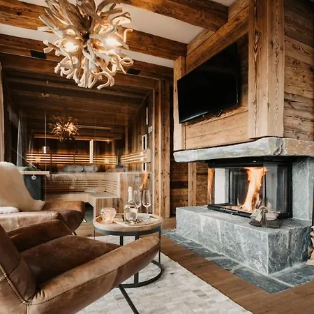 Beautiful Chalet In Hofmark With, Pool & Terrace - What'app - 0034-635-520-036 - For Reservations! * Schwaighof